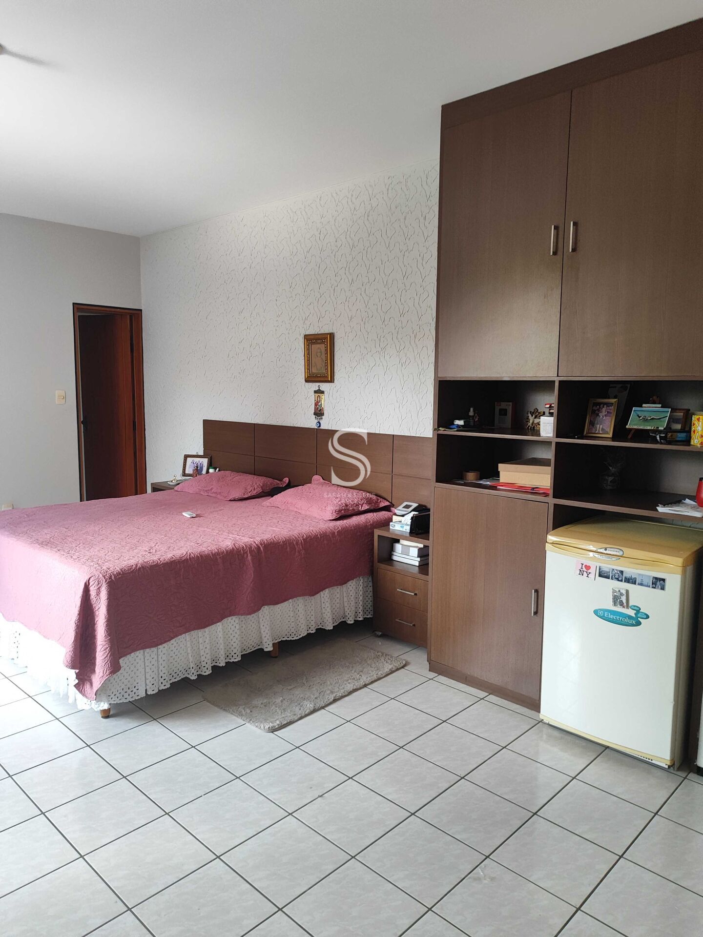 Casa à venda com 6 quartos, 342m² - Foto 30