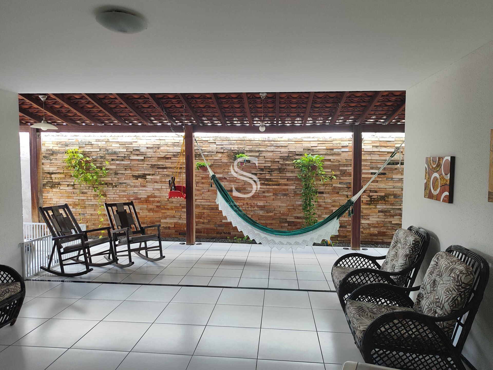 Casa à venda com 6 quartos, 342m² - Foto 15
