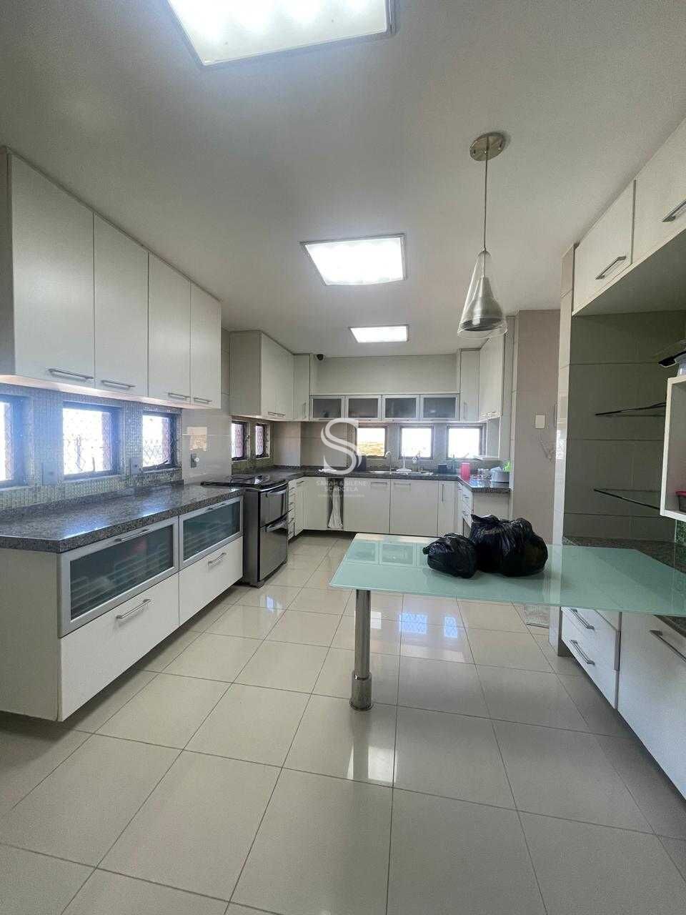 Apartamento à venda com 4 quartos, 240m² - Foto 5