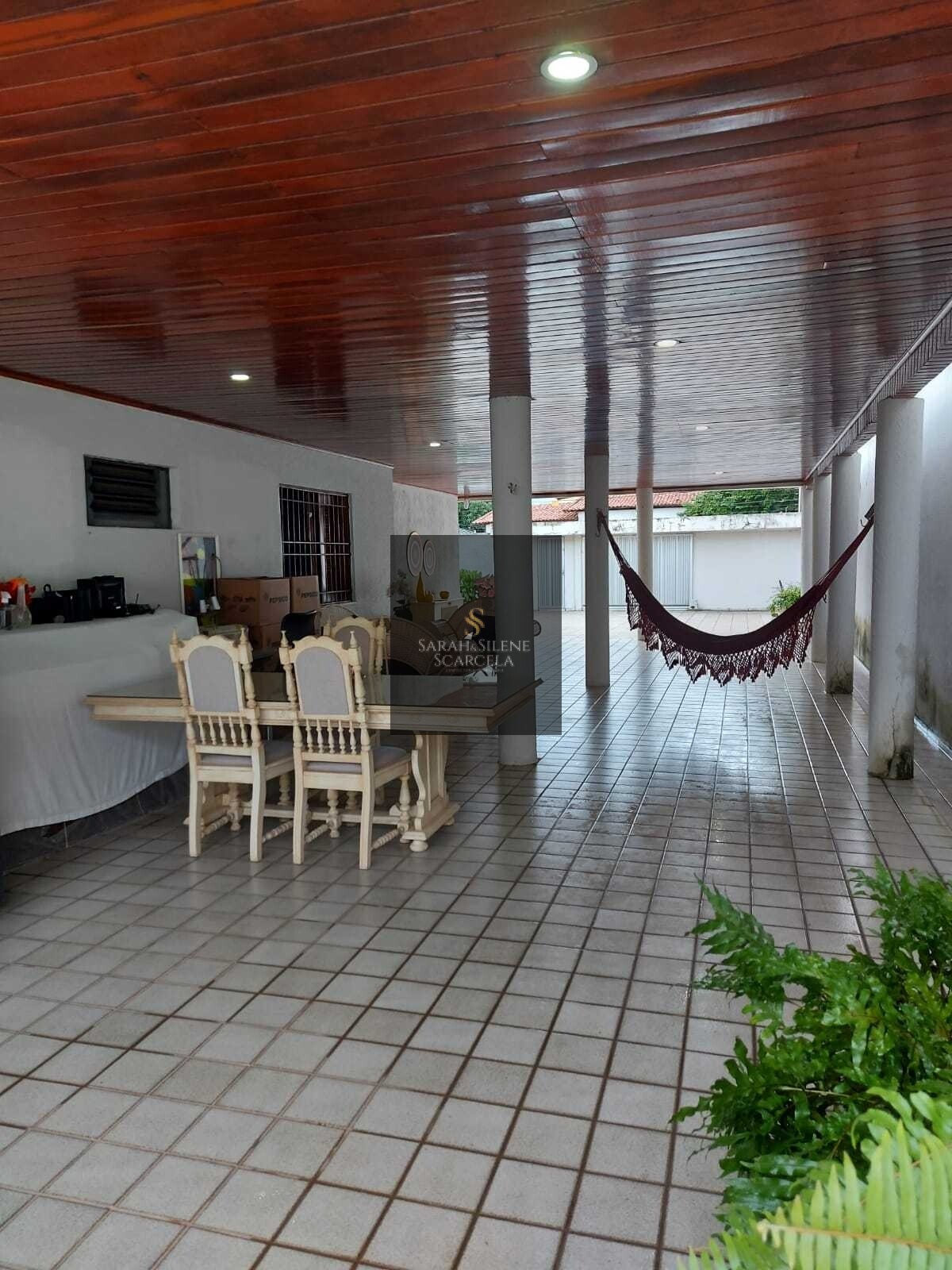 Casa à venda com 3 quartos, 280m² - Foto 8