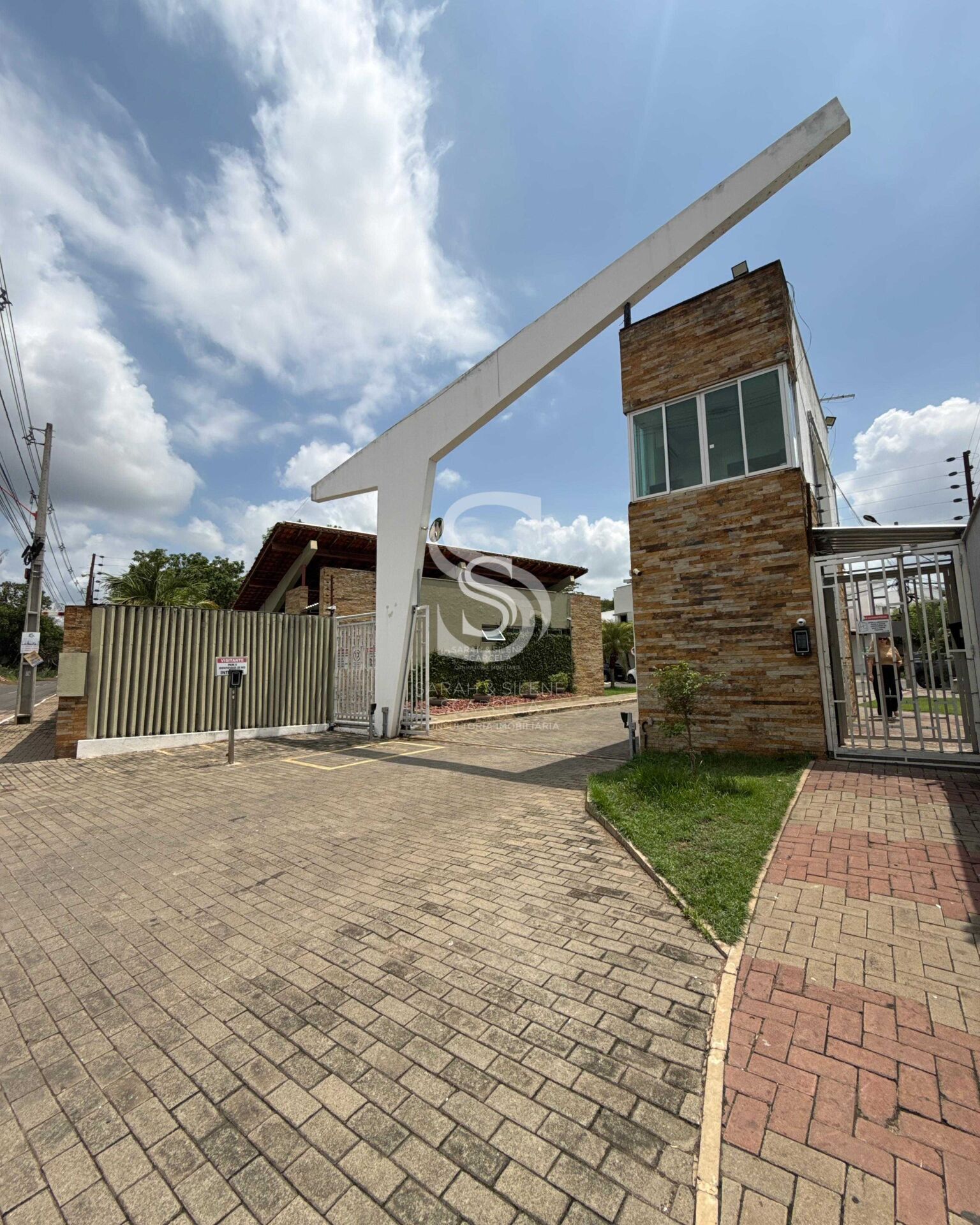 Casa de Condomínio, 4 quartos - Foto 1