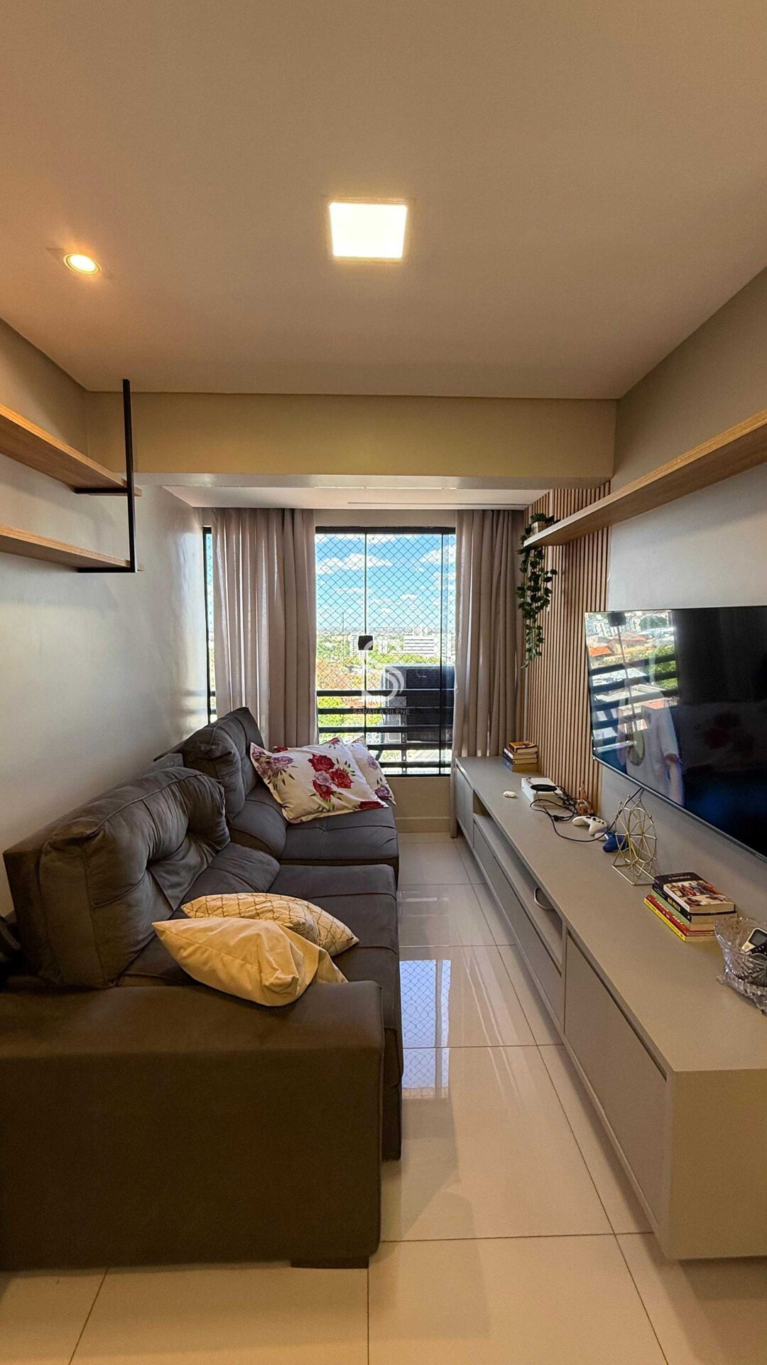 Apartamento à venda com 3 quartos, 75m² - Foto 3
