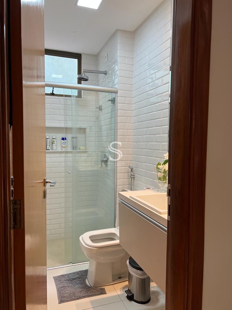 Casa de Condomínio à venda com 4 quartos, 249m² - Foto 28