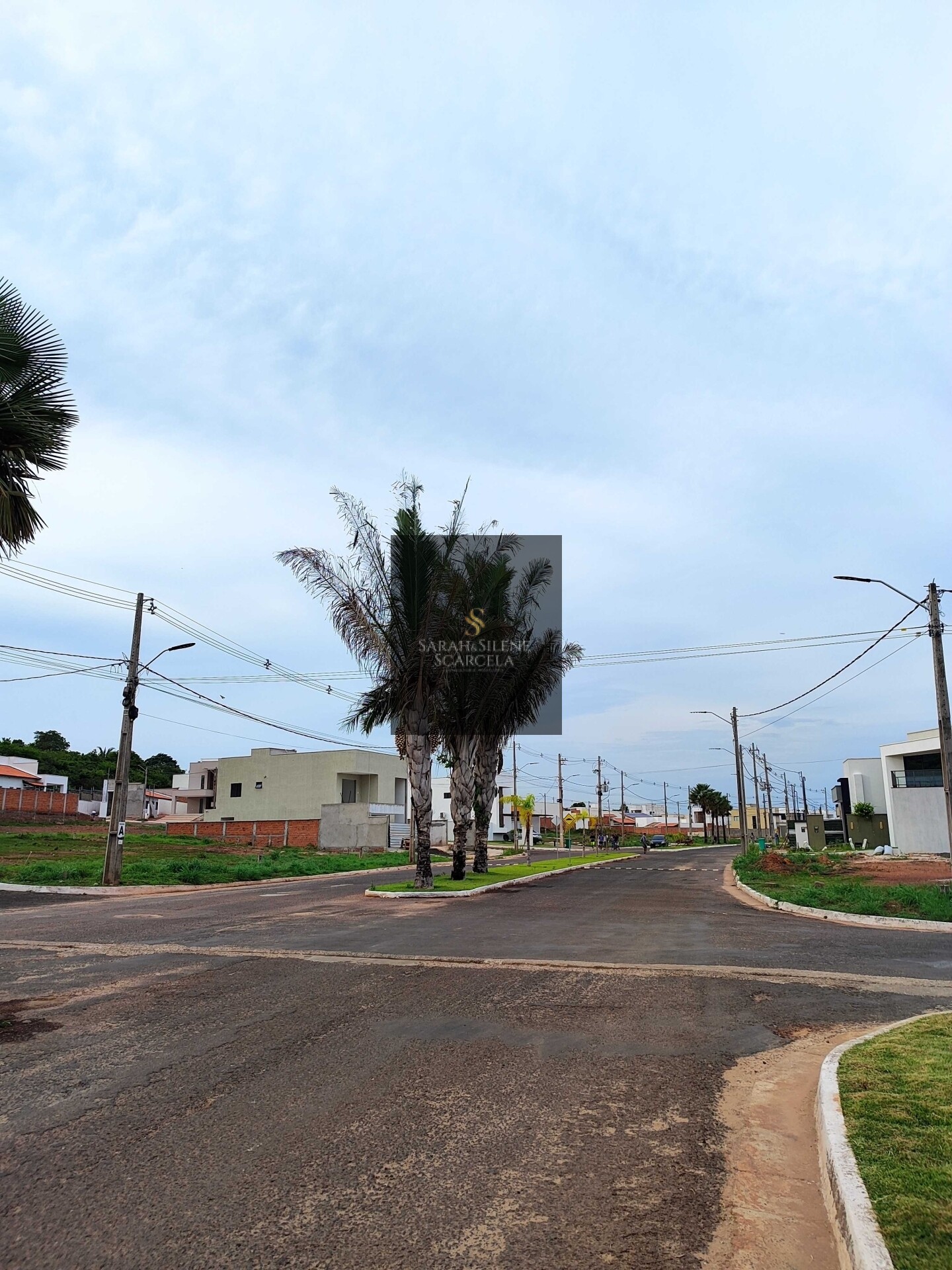 Casa de Condomínio à venda com 3 quartos, 110m² - Foto 2