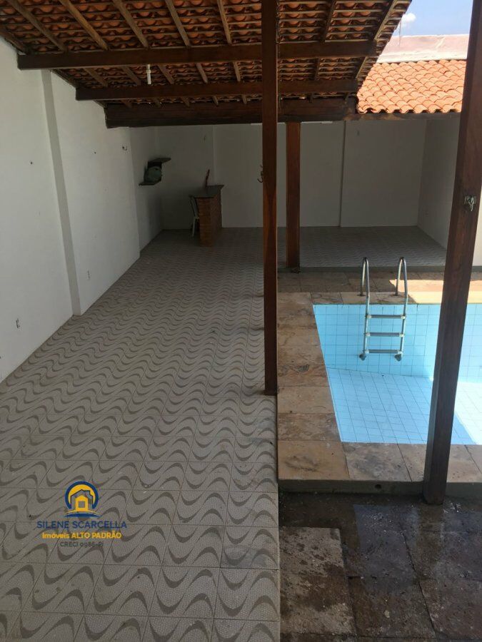 Casa à venda com 3 quartos, 300m² - Foto 5