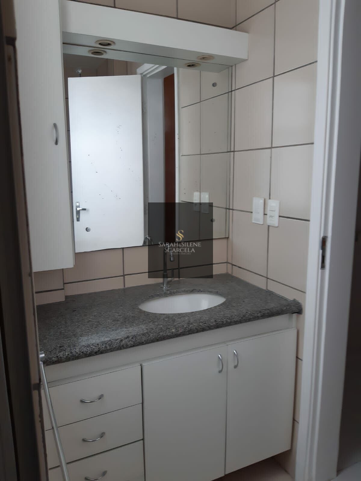 Apartamento à venda com 3 quartos, 97m² - Foto 24