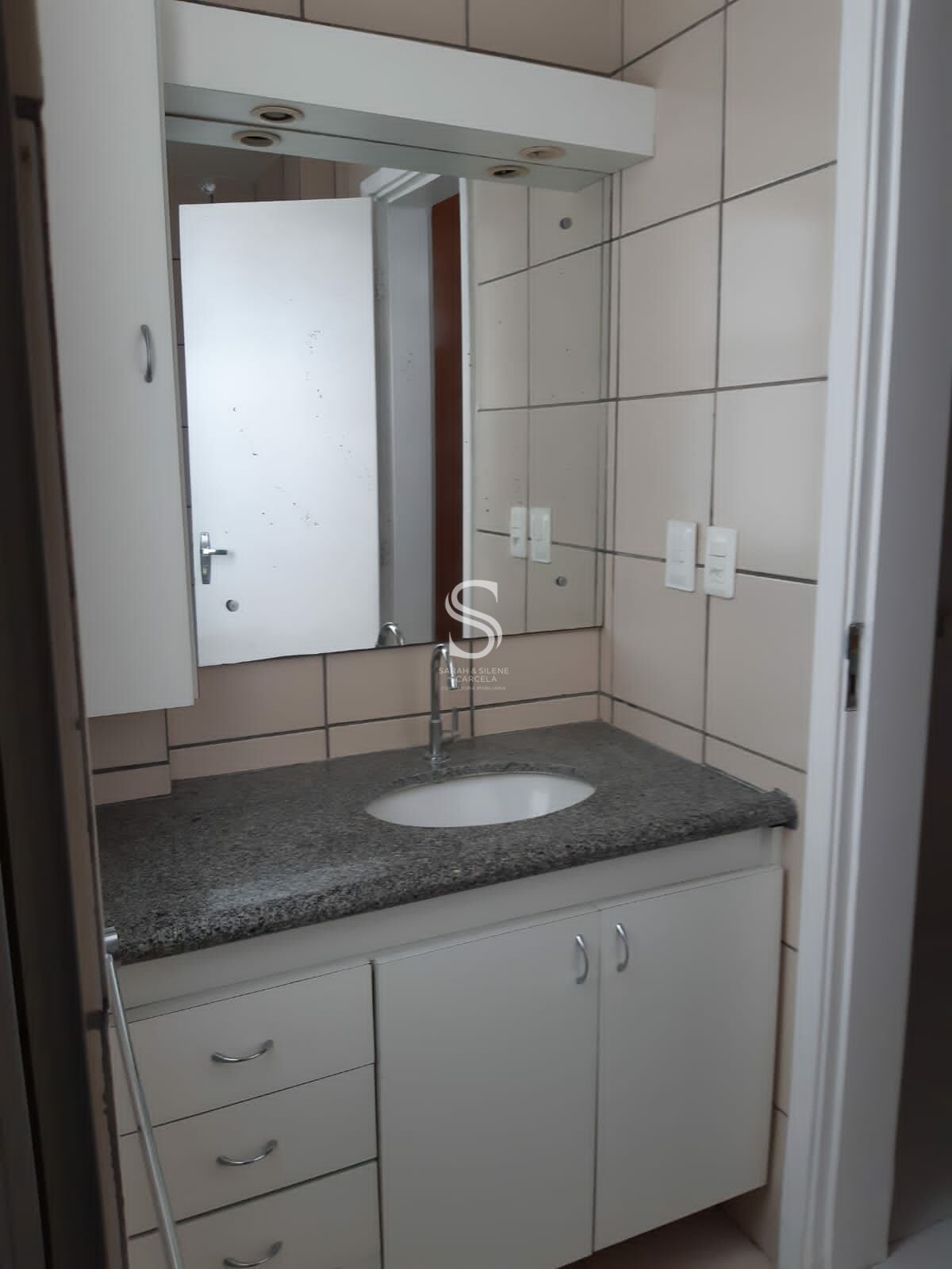Apartamento à venda com 3 quartos, 97m² - Foto 24