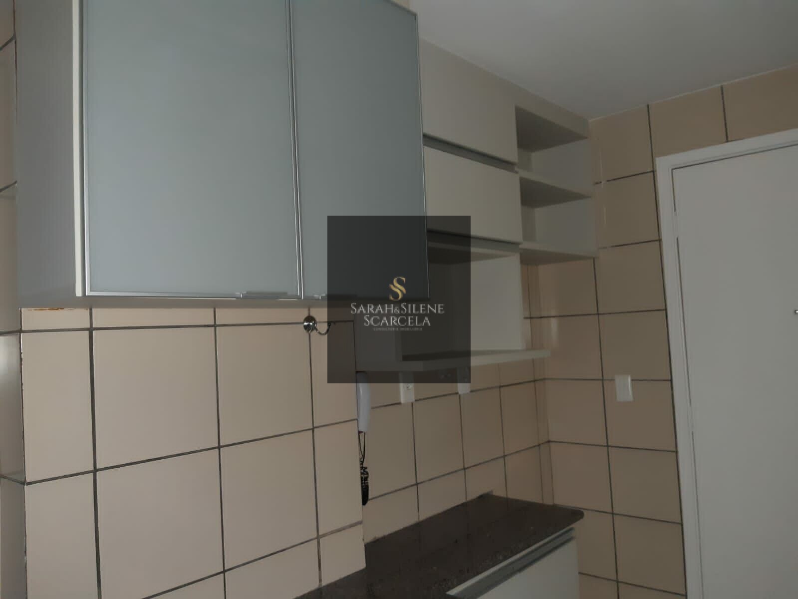 Apartamento à venda com 3 quartos, 97m² - Foto 17