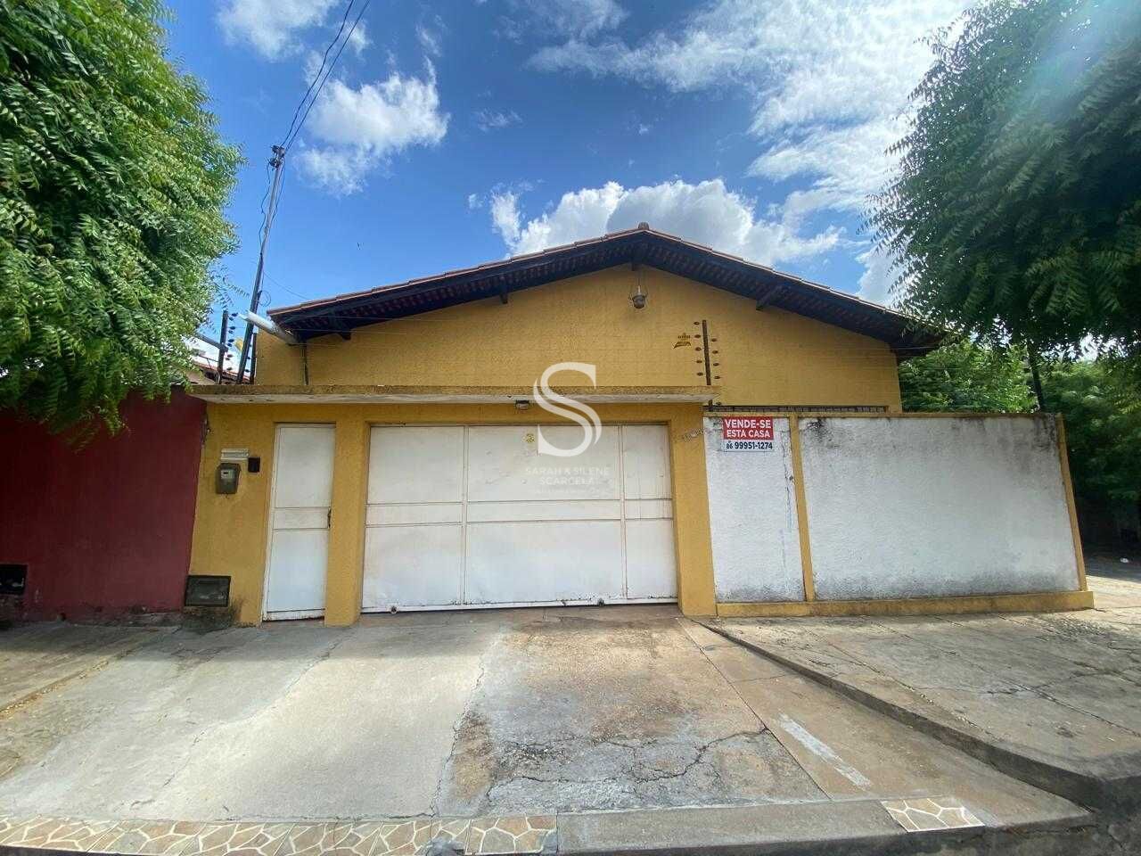 Casa, 3 quartos, 200 m² - Foto 1
