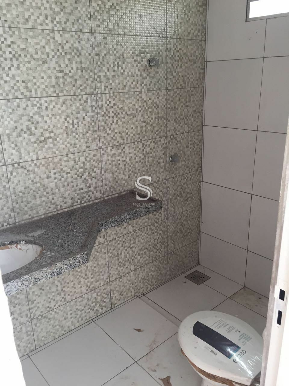 Casa à venda com 3 quartos, 90m² - Foto 4