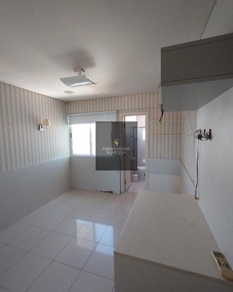 Apartamento à venda com 3 quartos, 200m² - Foto 14