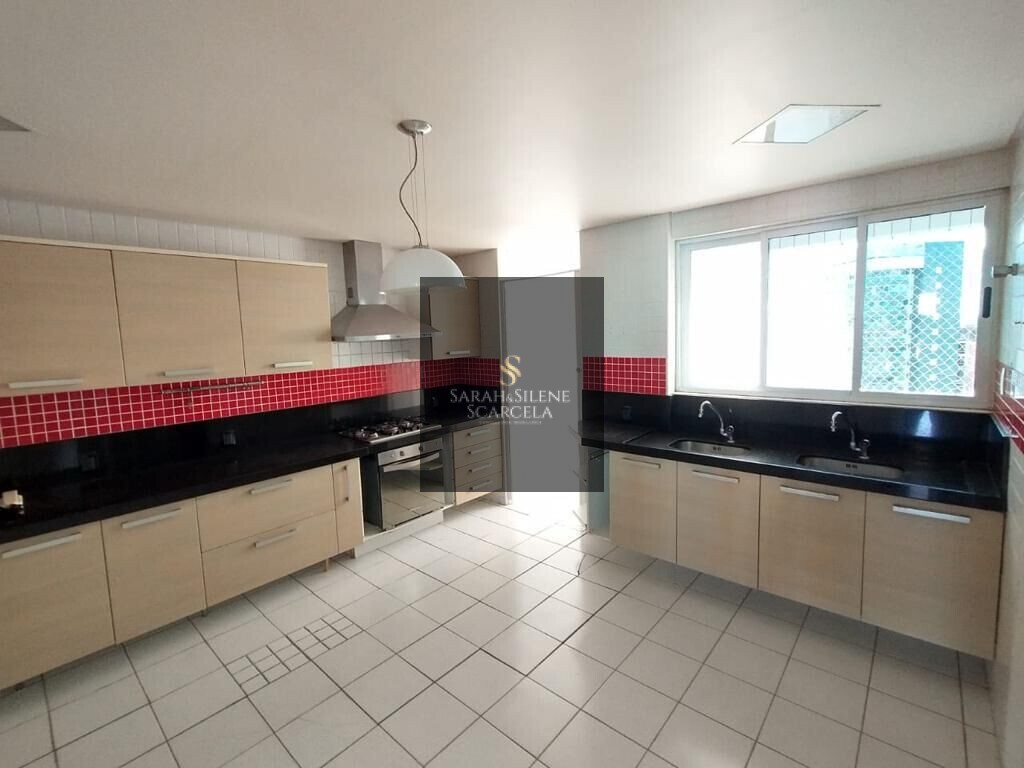 Apartamento à venda com 3 quartos, 200m² - Foto 8