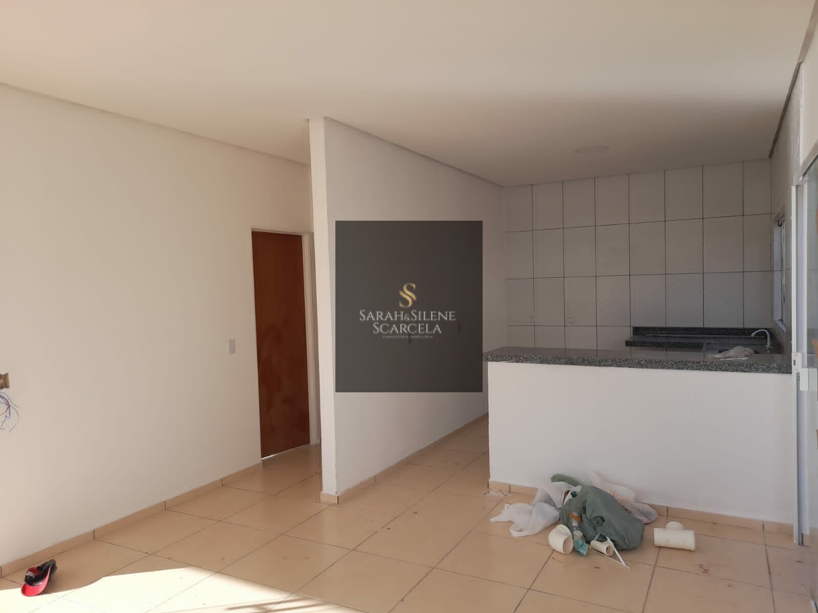 Casa à venda com 3 quartos, 91m² - Foto 4