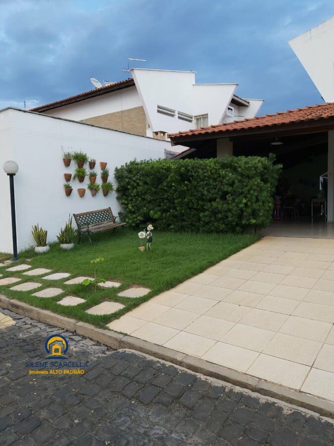 Casa de Condomínio à venda com 3 quartos, 240m² - Foto 4