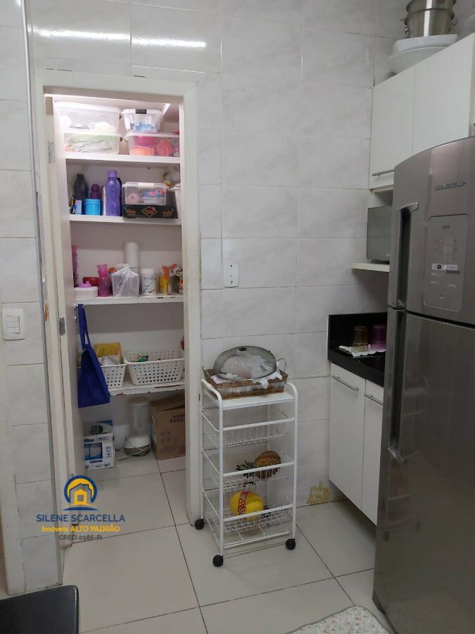 Casa de Condomínio à venda com 3 quartos, 240m² - Foto 18