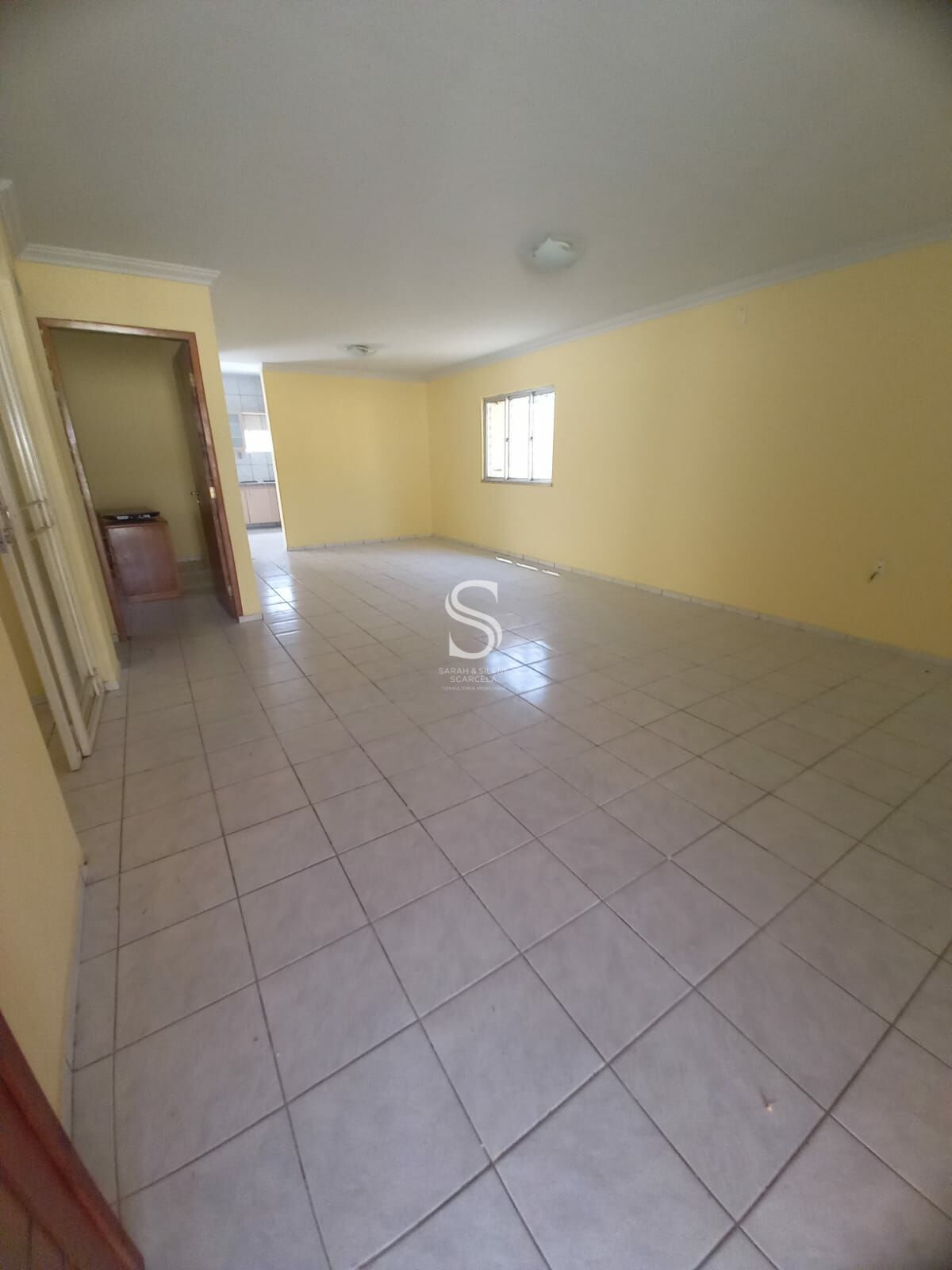 Casa à venda com 4 quartos, 250m² - Foto 7