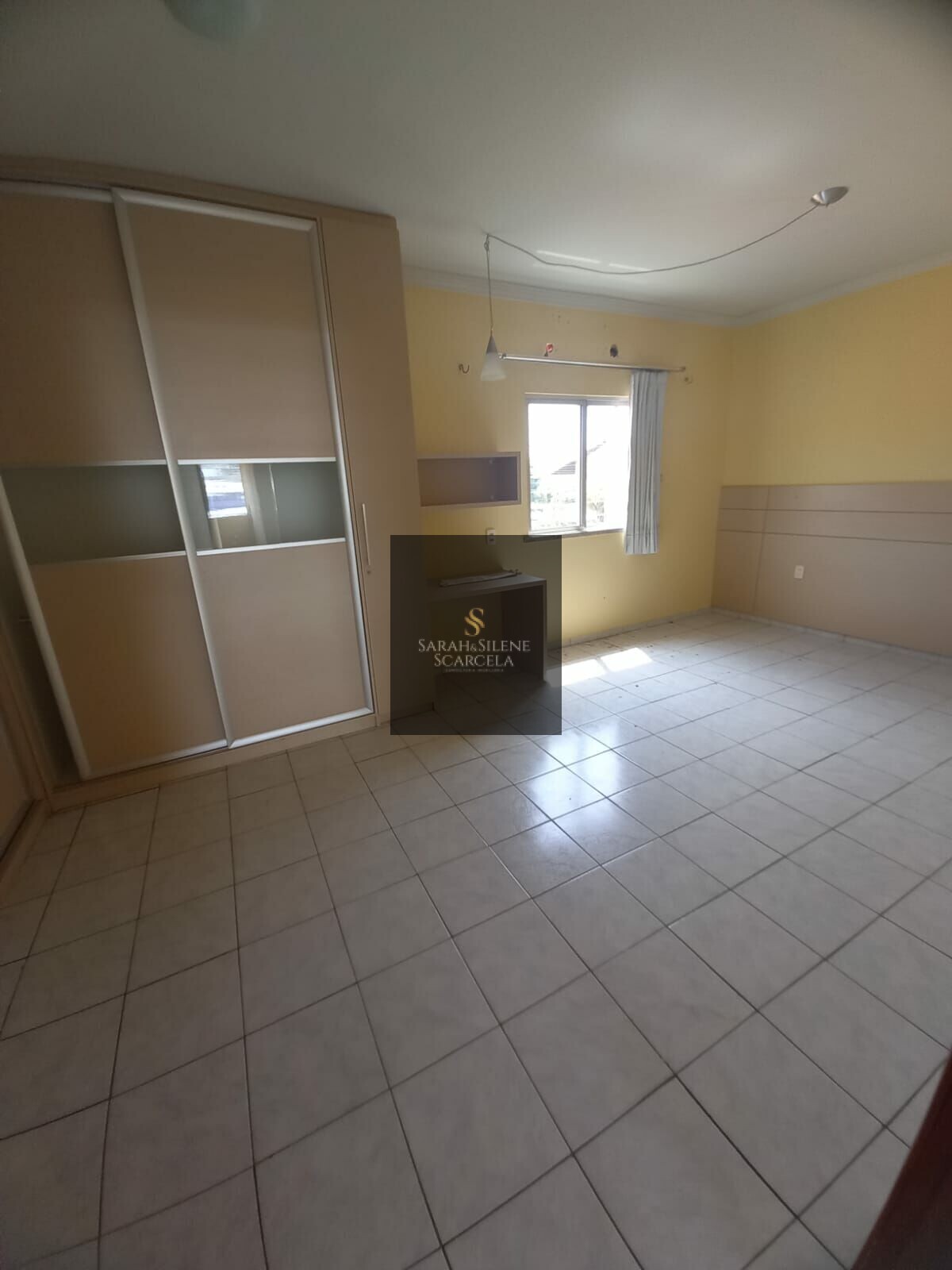 Casa à venda com 4 quartos, 250m² - Foto 22