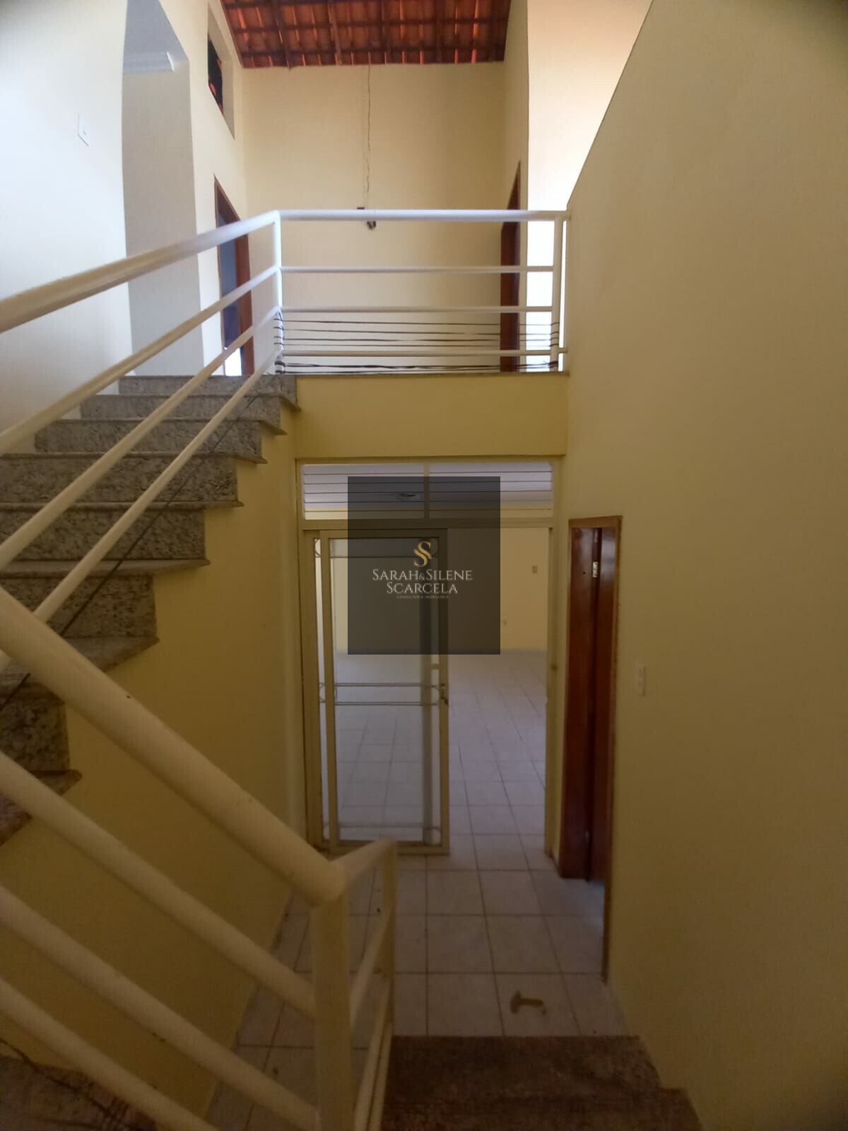 Casa à venda com 4 quartos, 250m² - Foto 36