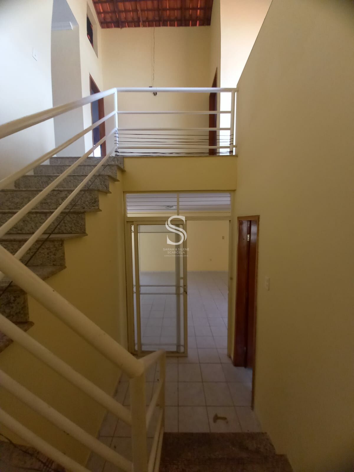 Casa à venda com 4 quartos, 250m² - Foto 36
