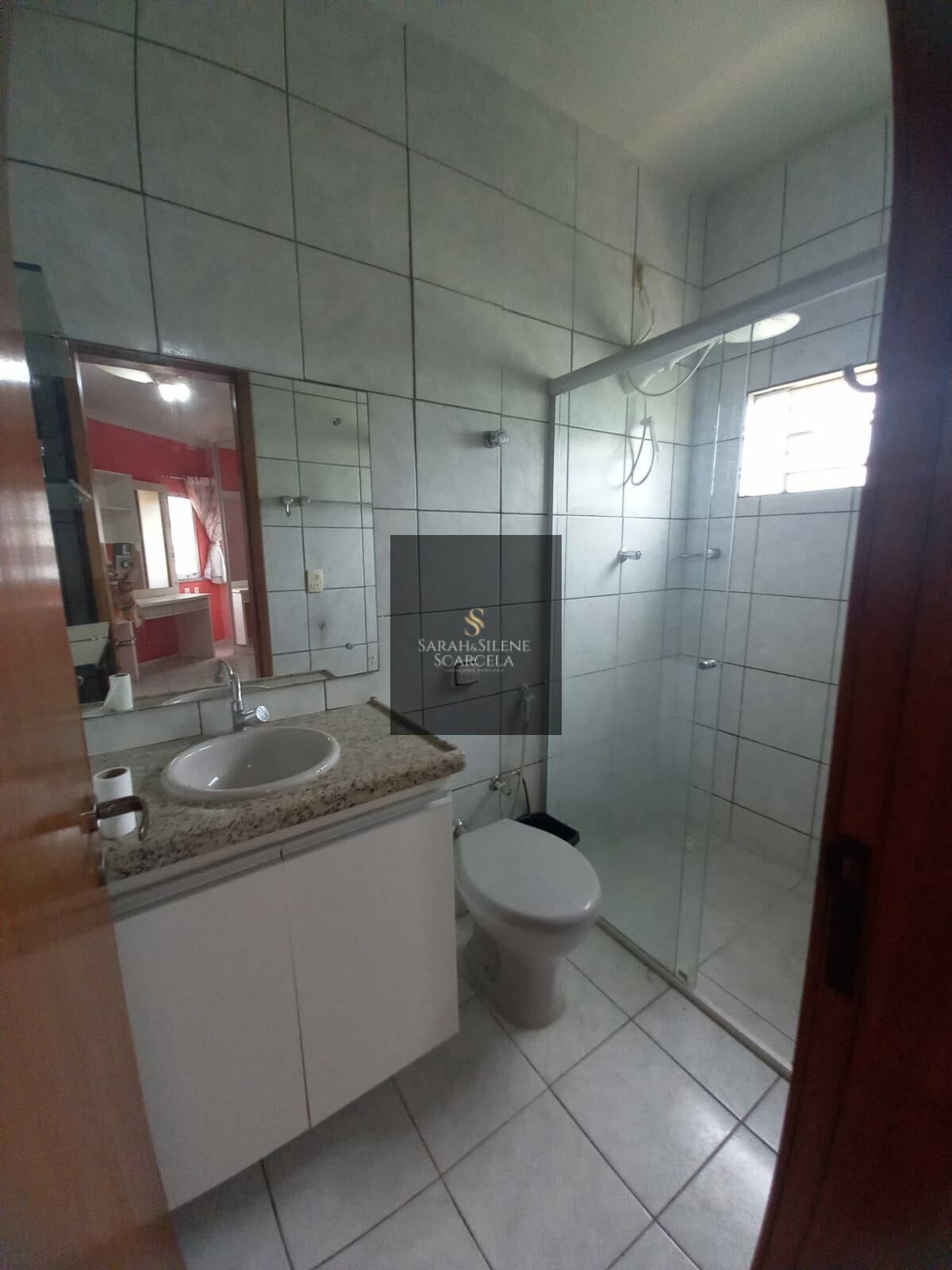 Casa à venda com 4 quartos, 250m² - Foto 27