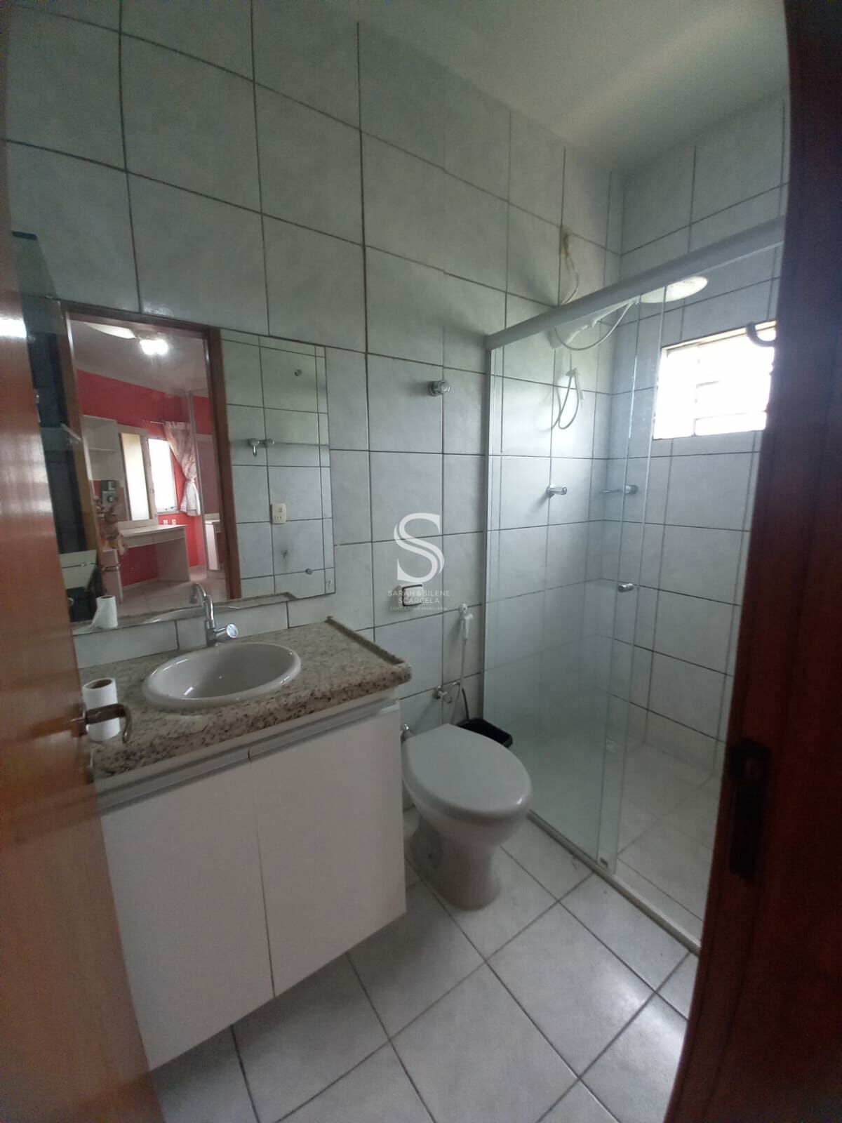 Casa à venda com 4 quartos, 250m² - Foto 27