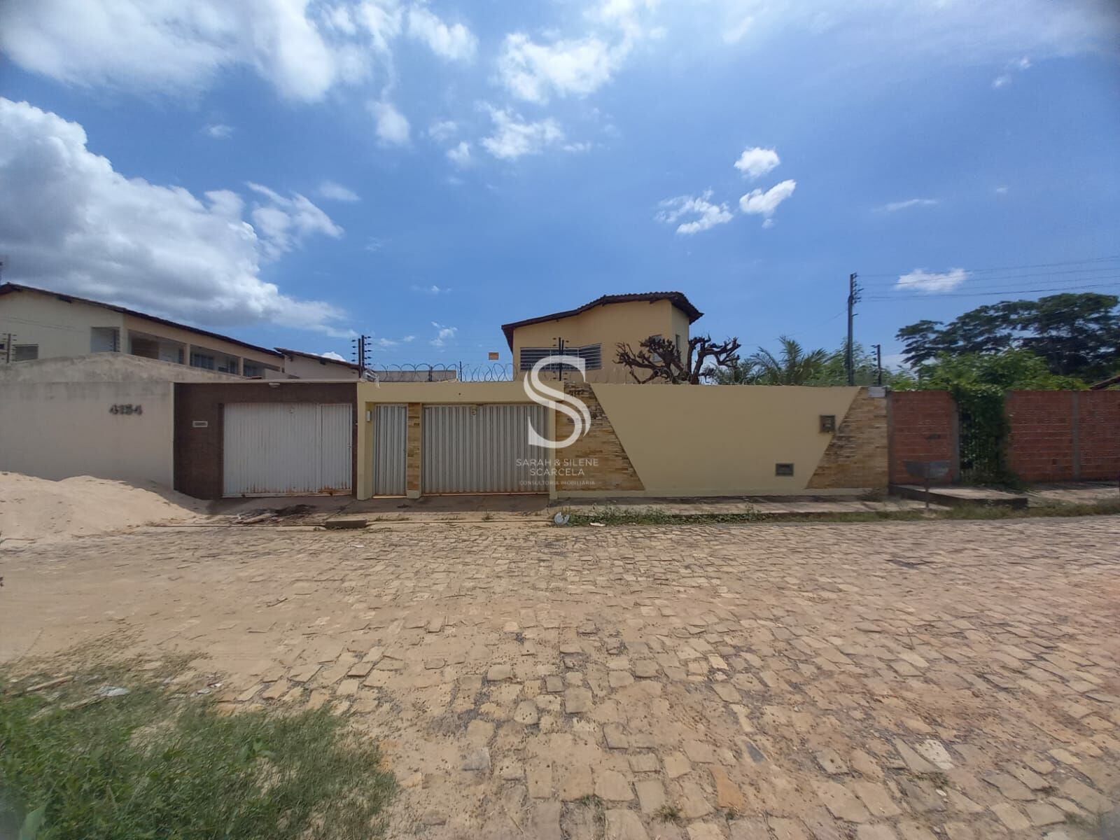 Casa à venda com 4 quartos, 250m² - Foto 47