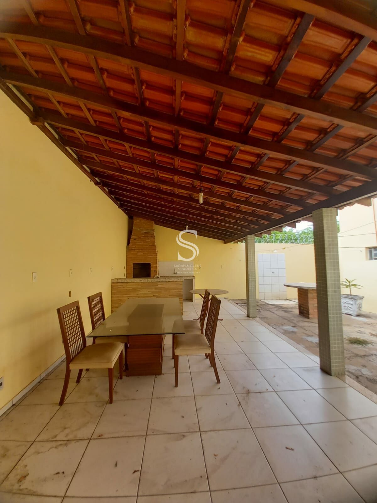 Casa à venda com 4 quartos, 250m² - Foto 13