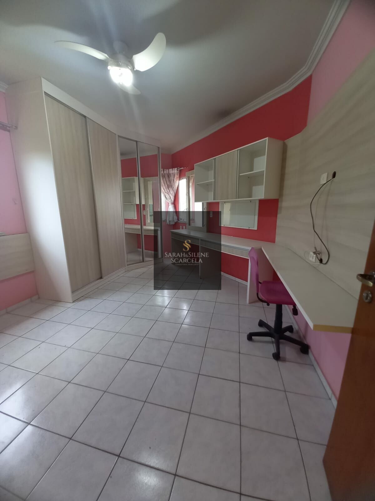 Casa à venda com 4 quartos, 250m² - Foto 26