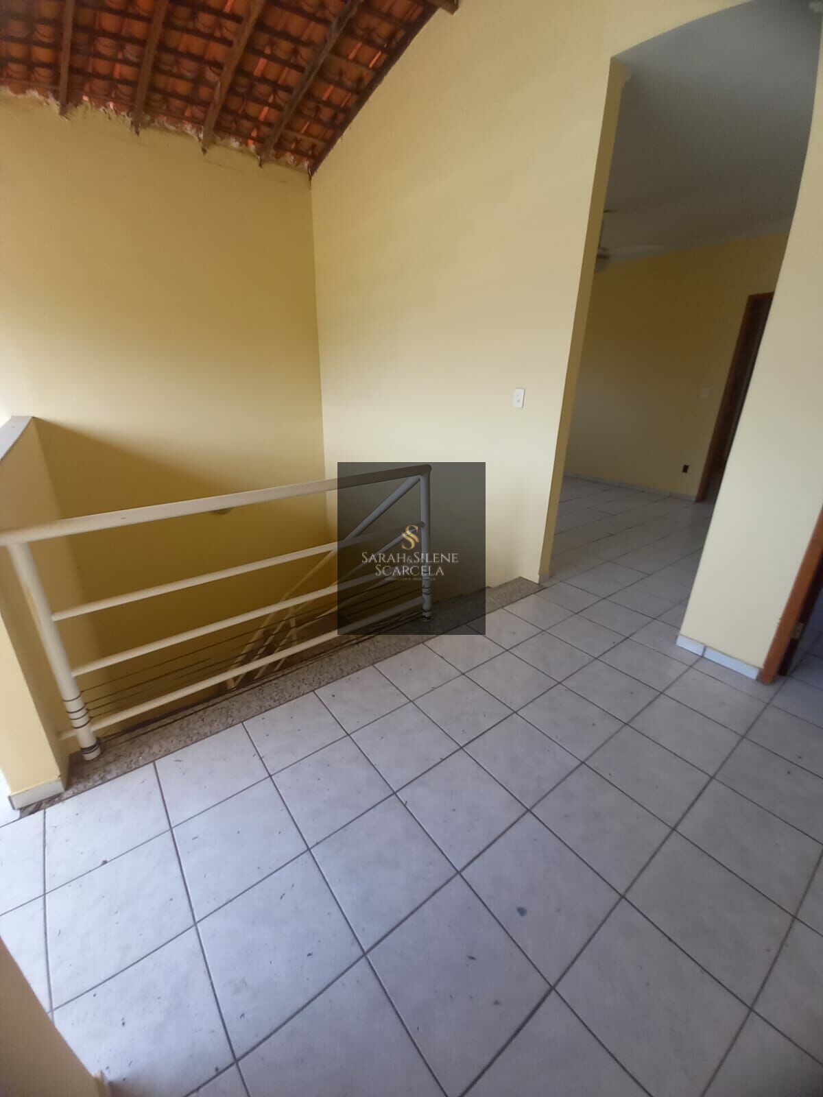 Casa à venda com 4 quartos, 250m² - Foto 15