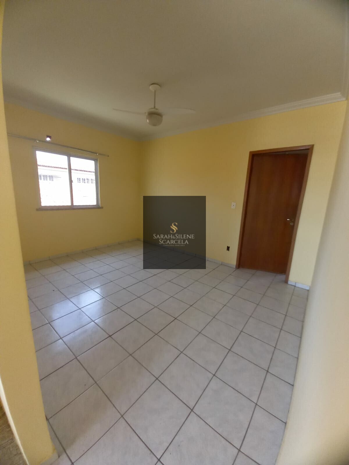 Casa à venda com 4 quartos, 250m² - Foto 25