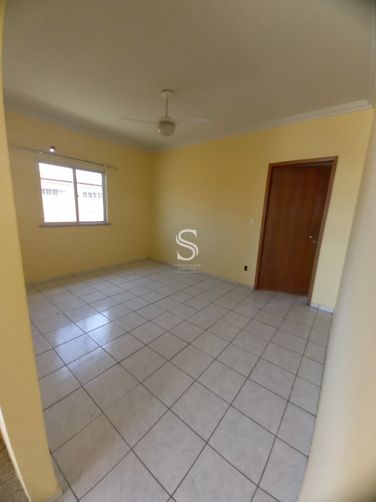 Casa à venda com 4 quartos, 250m² - Foto 25