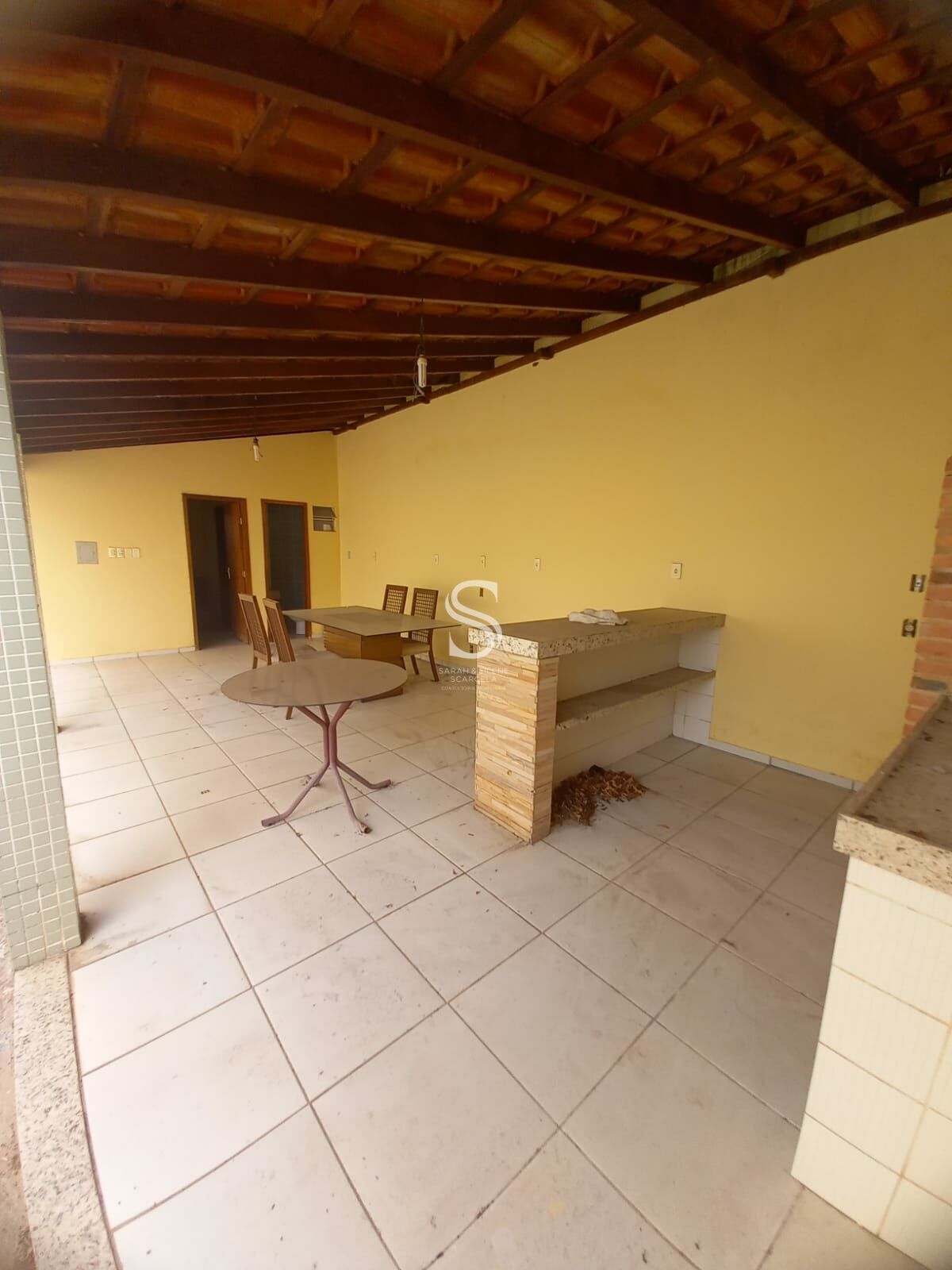 Casa à venda com 4 quartos, 250m² - Foto 11