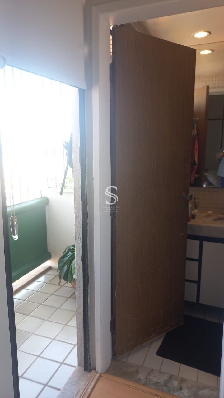 Apartamento à venda com 3 quartos, 234m² - Foto 22