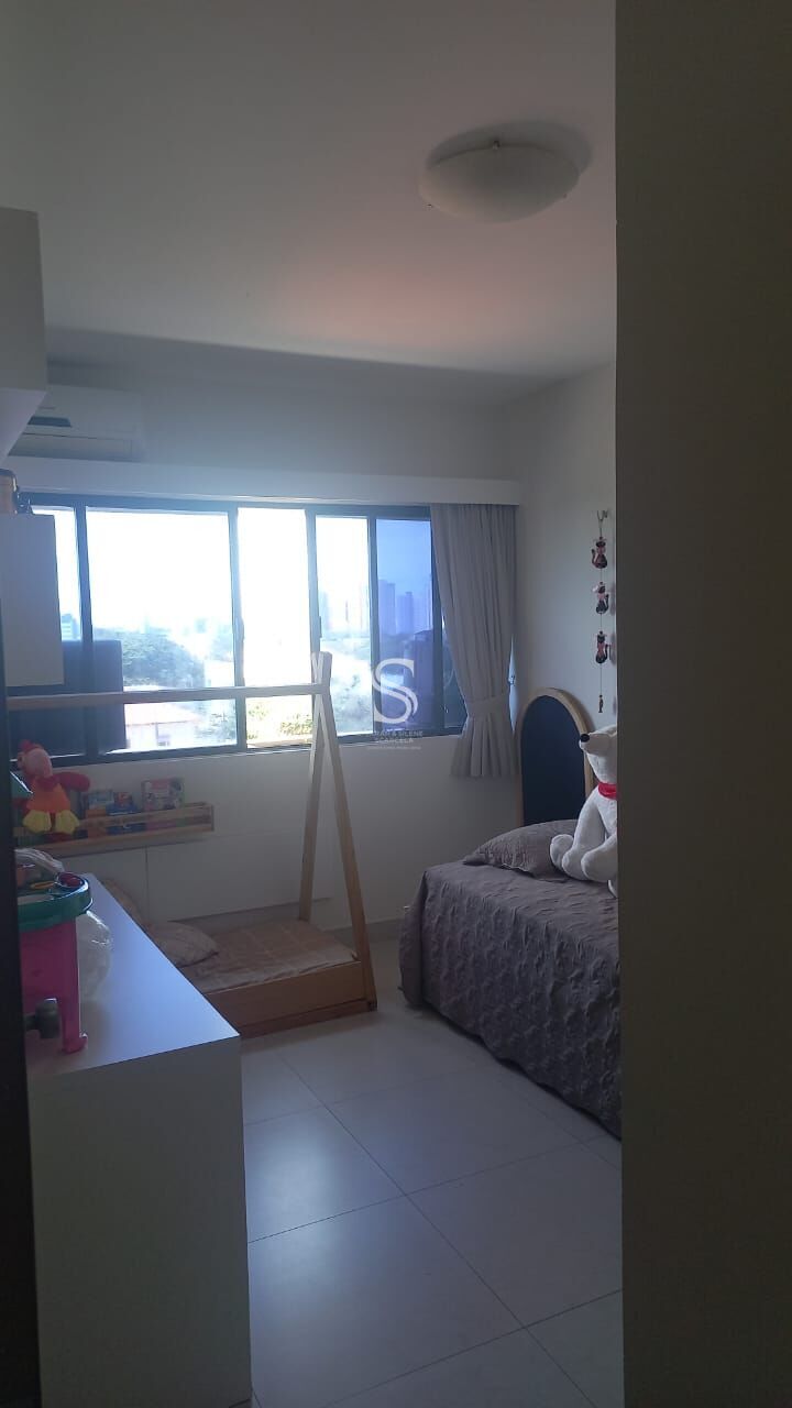 Apartamento à venda com 3 quartos, 234m² - Foto 18
