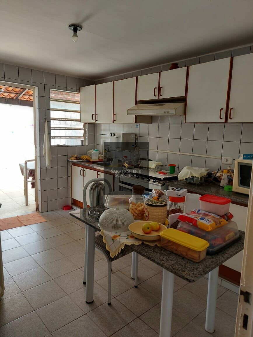 Casa à venda com 4 quartos, 16500m² - Foto 10