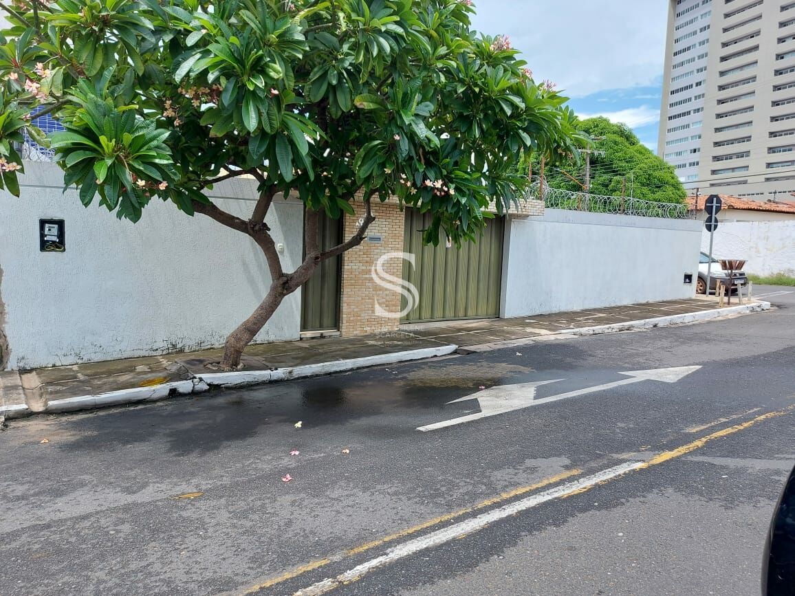 Casa, 4 quartos, 16500 m² - Foto 2