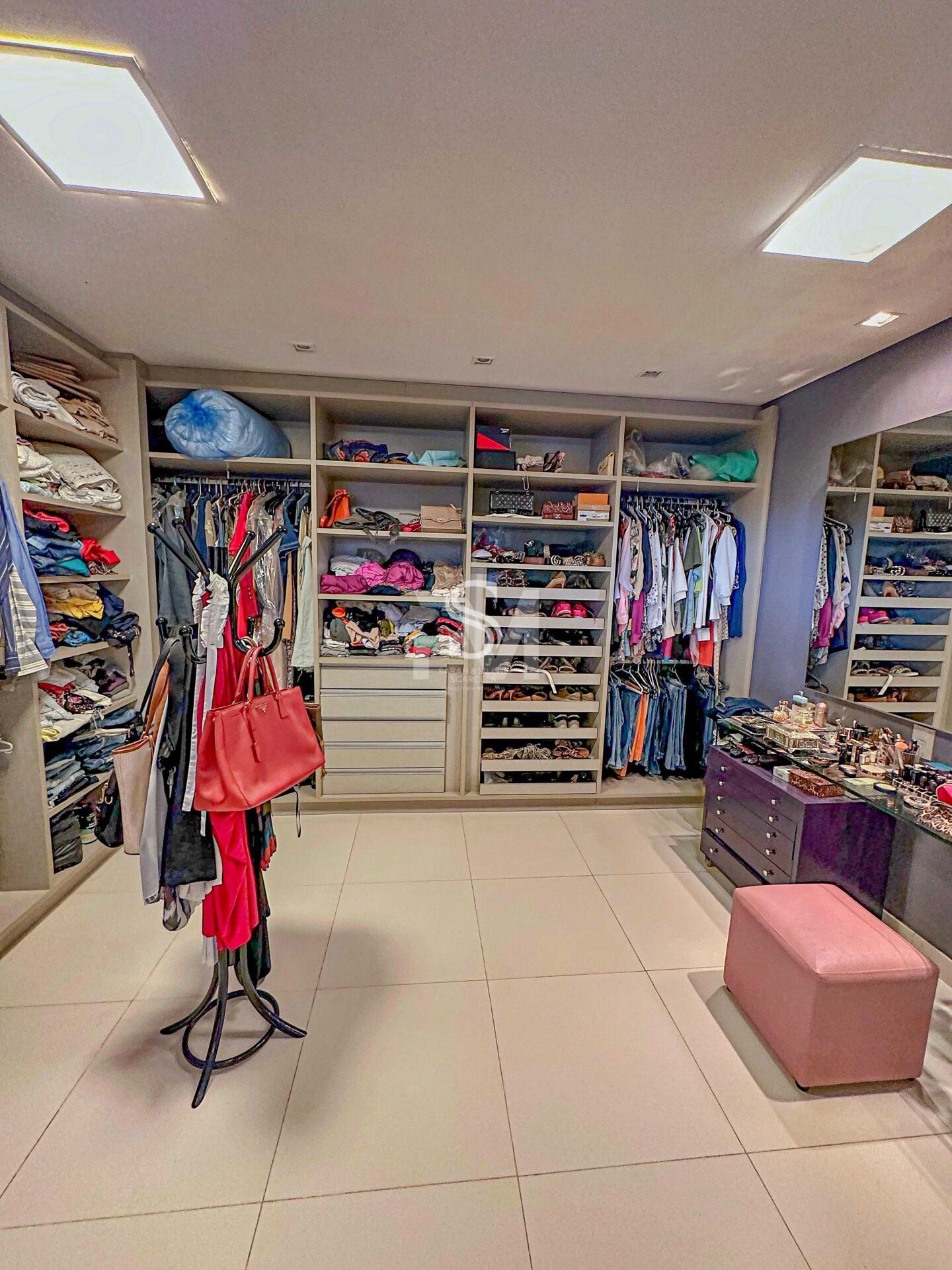 Casa de Condomínio à venda com 3 quartos, 350m² - Foto 16