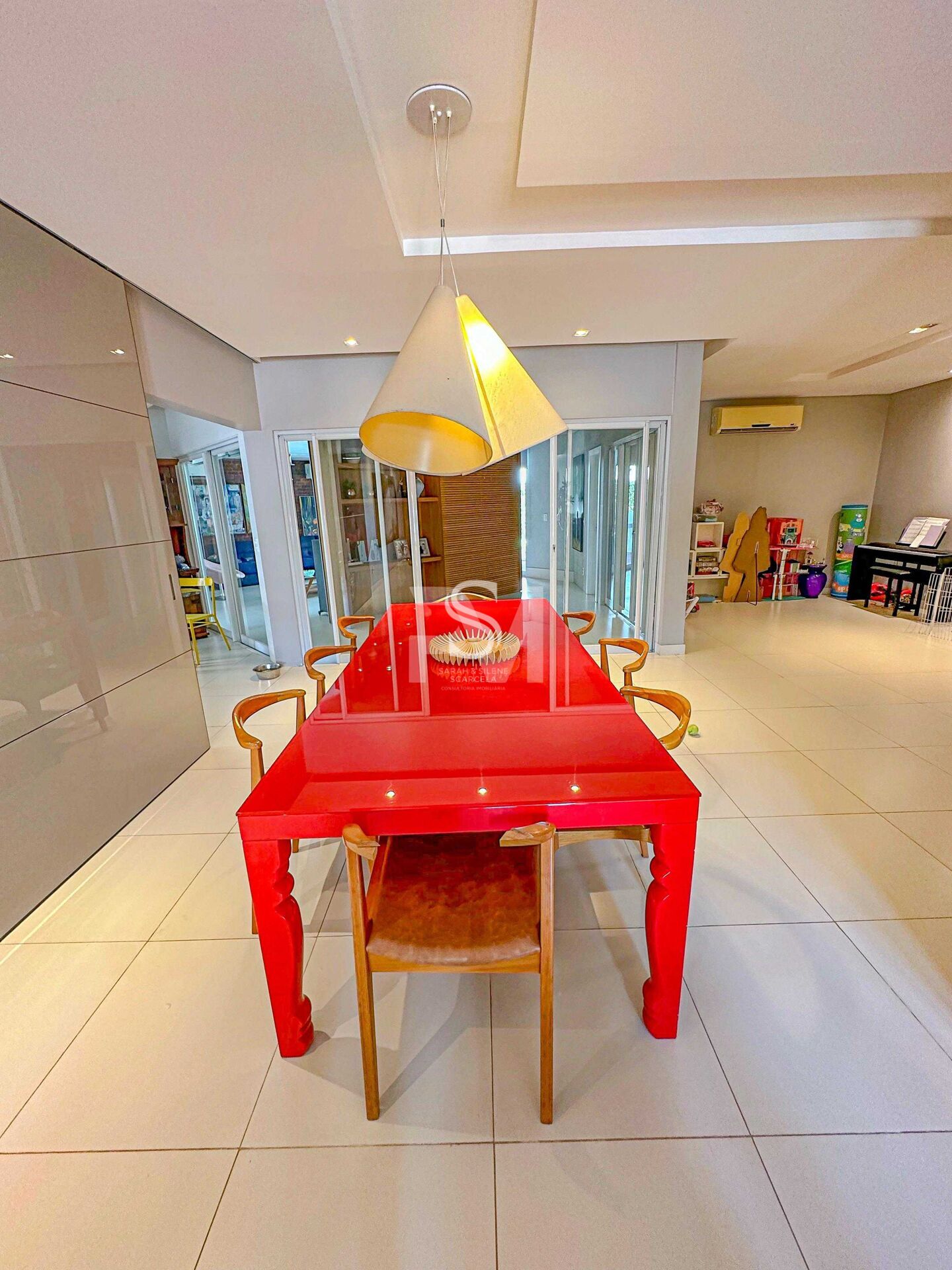 Casa de Condomínio à venda com 3 quartos, 350m² - Foto 6