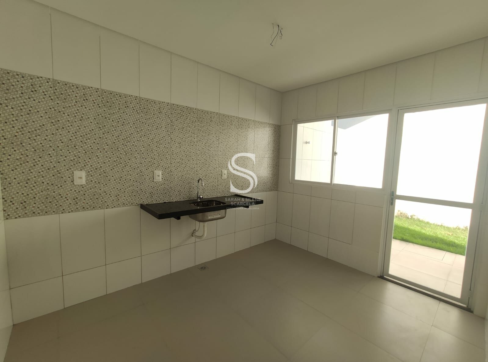 Casa à venda com 4 quartos, 140m² - Foto 10