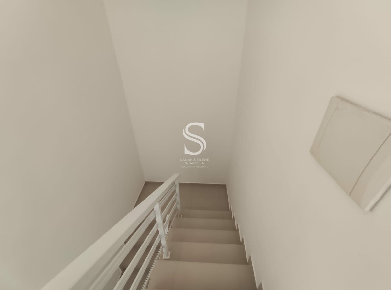 Casa à venda com 4 quartos, 140m² - Foto 9