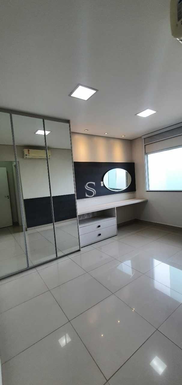Casa de Condomínio para alugar com 4 quartos, 291m² - Foto 13