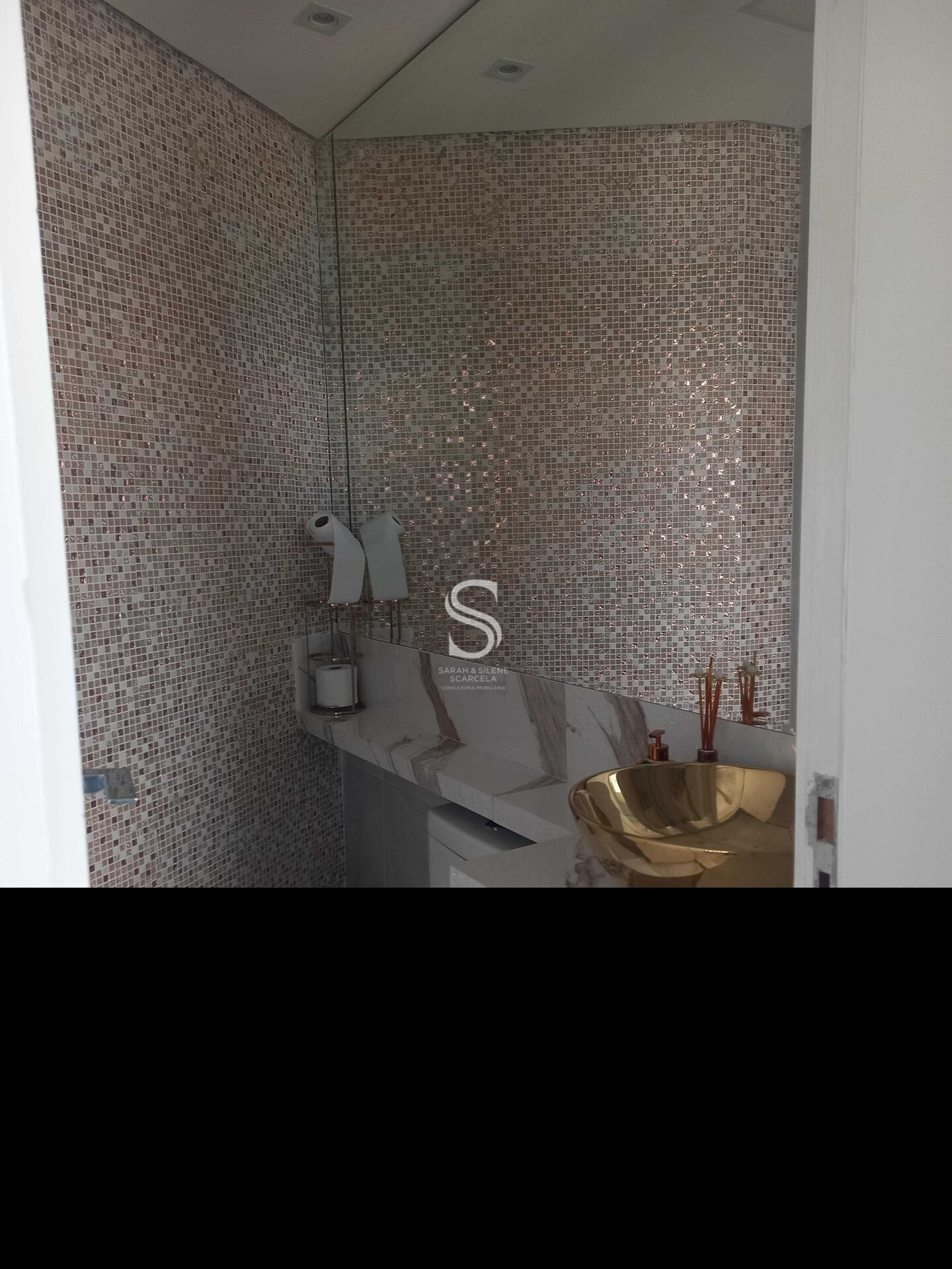 Apartamento à venda com 4 quartos, 217m² - Foto 19