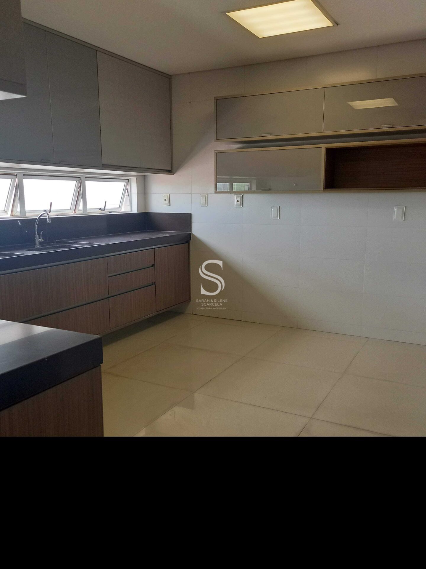 Apartamento à venda com 4 quartos, 217m² - Foto 31