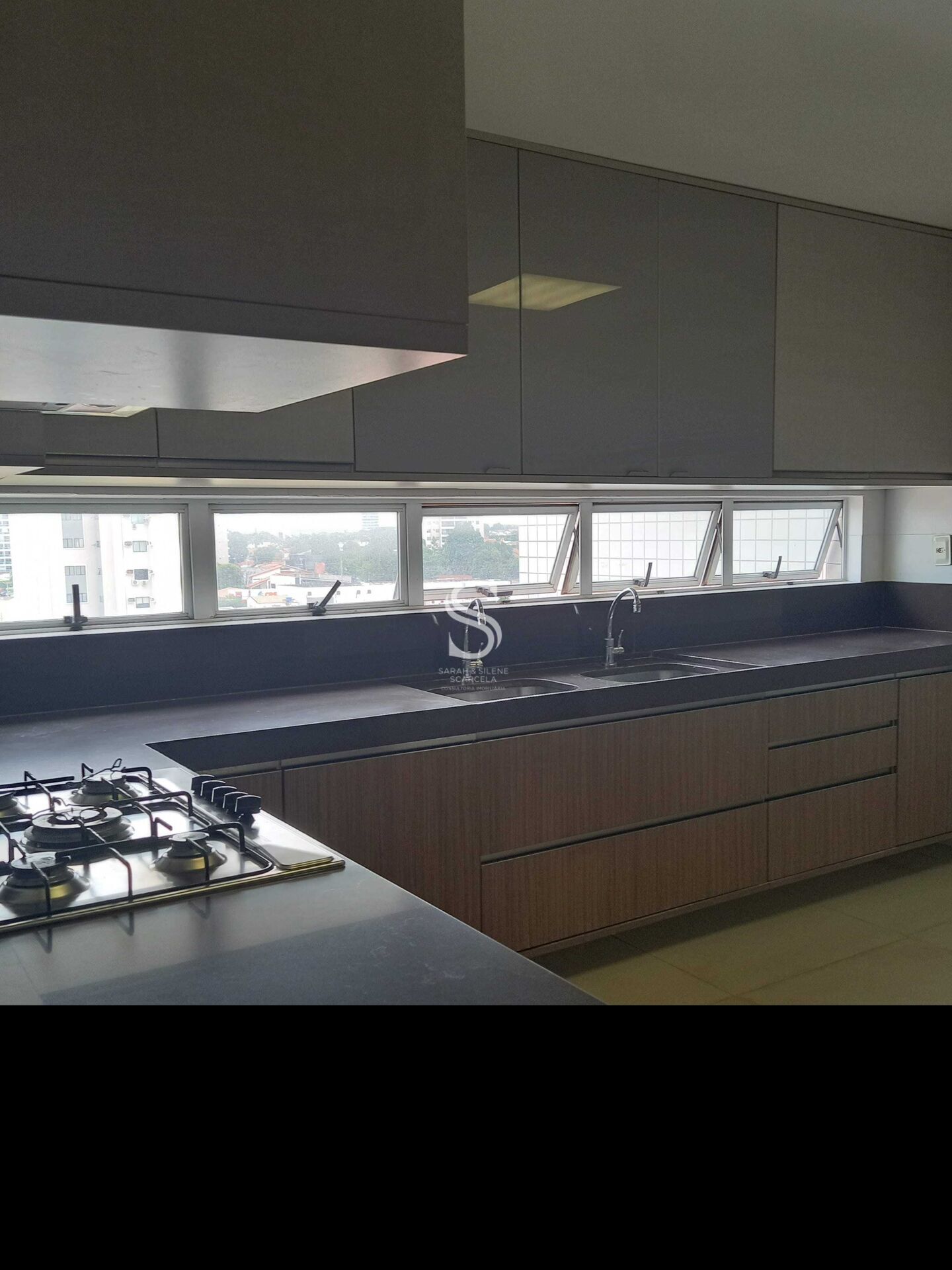 Apartamento à venda com 4 quartos, 217m² - Foto 29