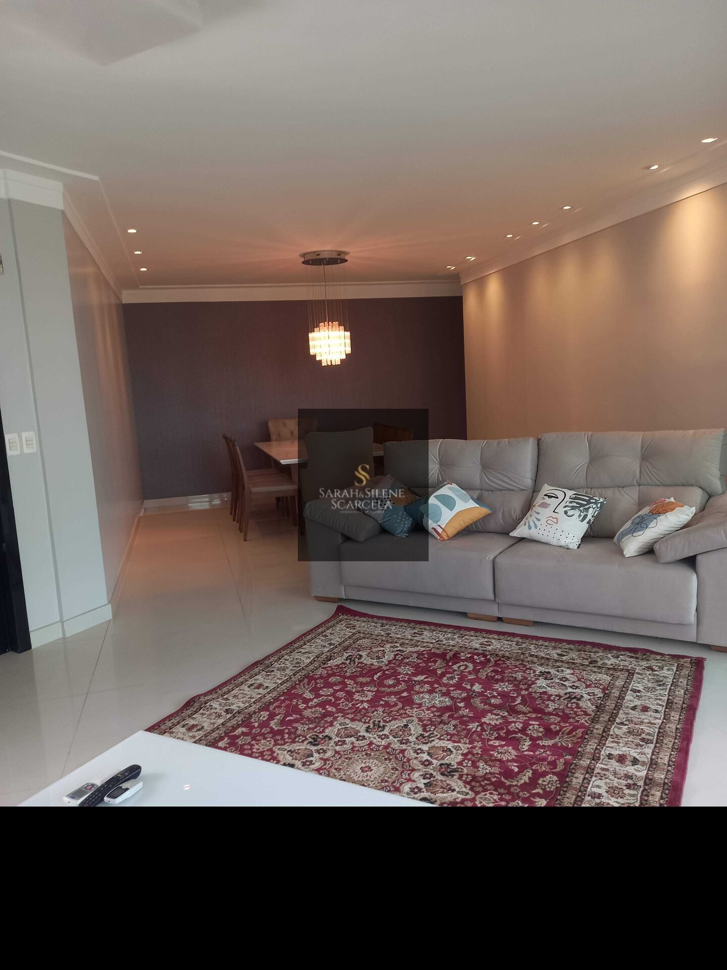 Apartamento à venda com 4 quartos, 217m² - Foto 1