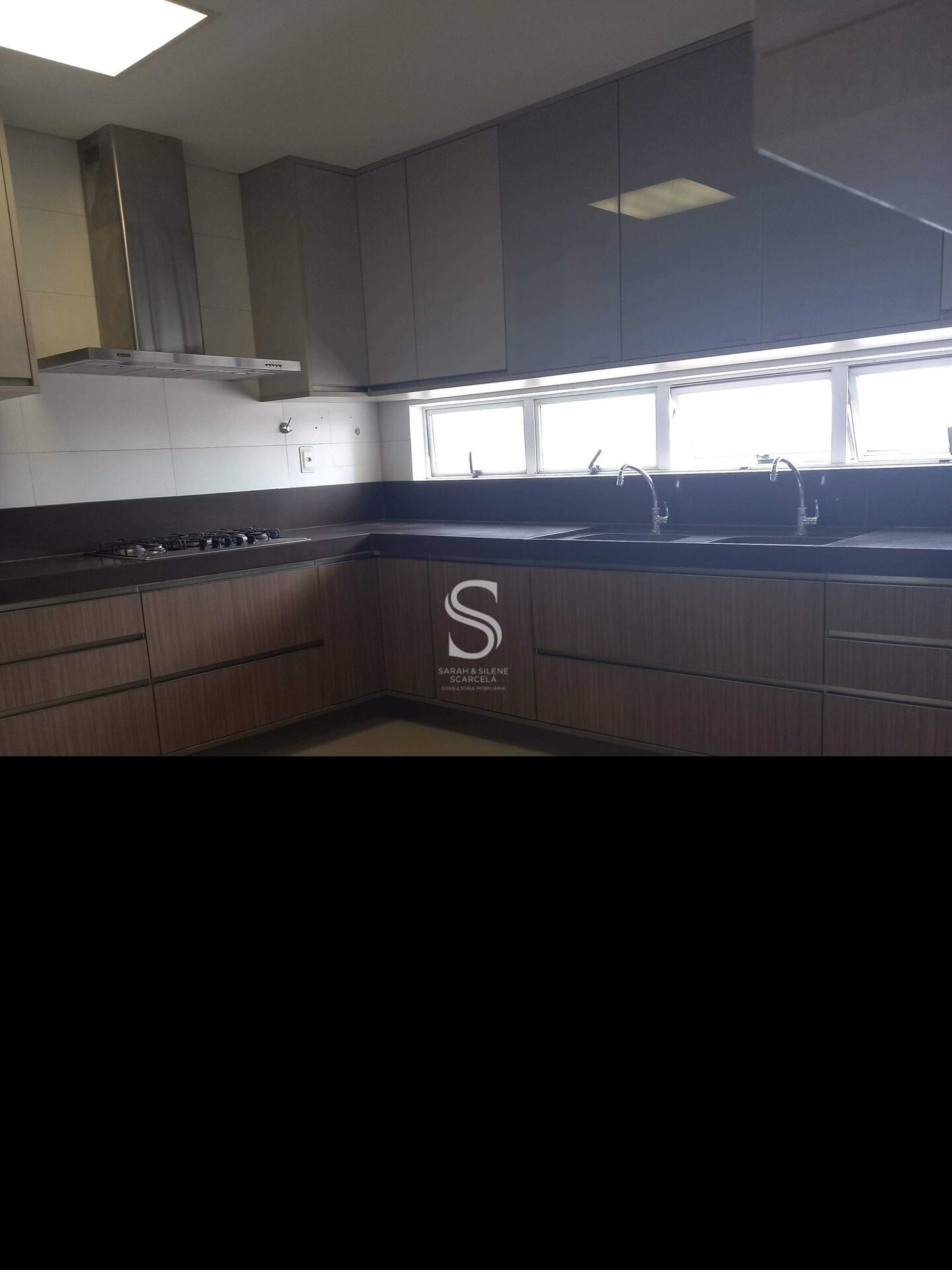 Apartamento à venda com 4 quartos, 217m² - Foto 28