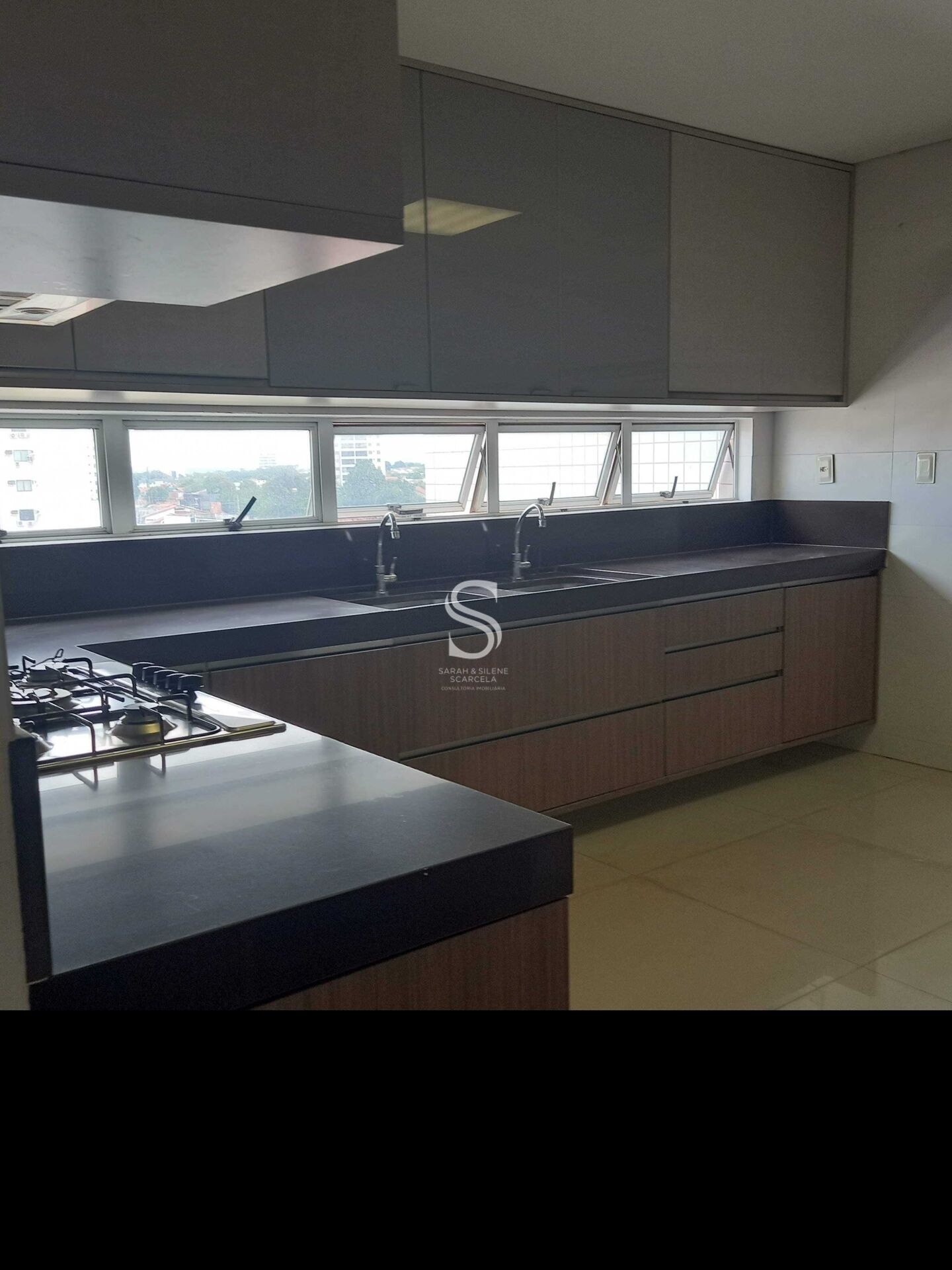 Apartamento à venda com 4 quartos, 217m² - Foto 30