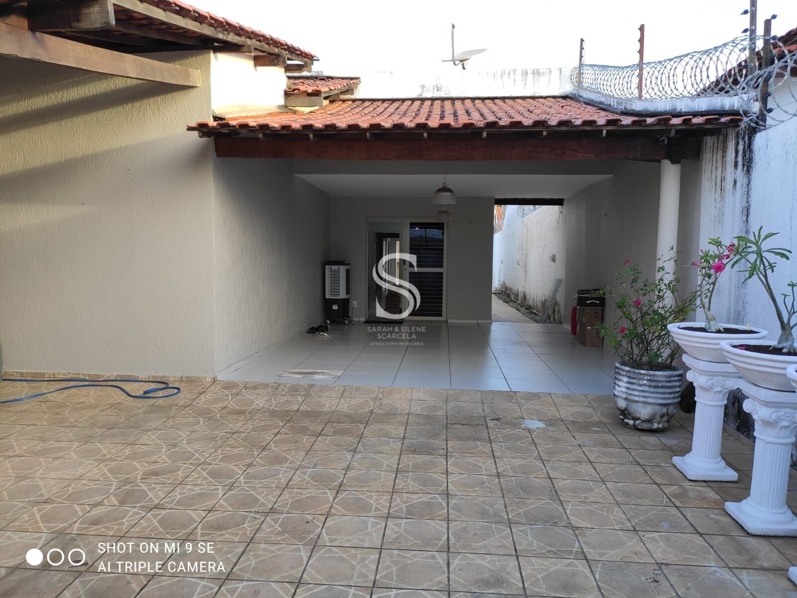 Casa à venda com 3 quartos, 130m² - Foto 2