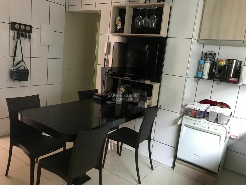 Casa à venda com 4 quartos, 164m² - Foto 11