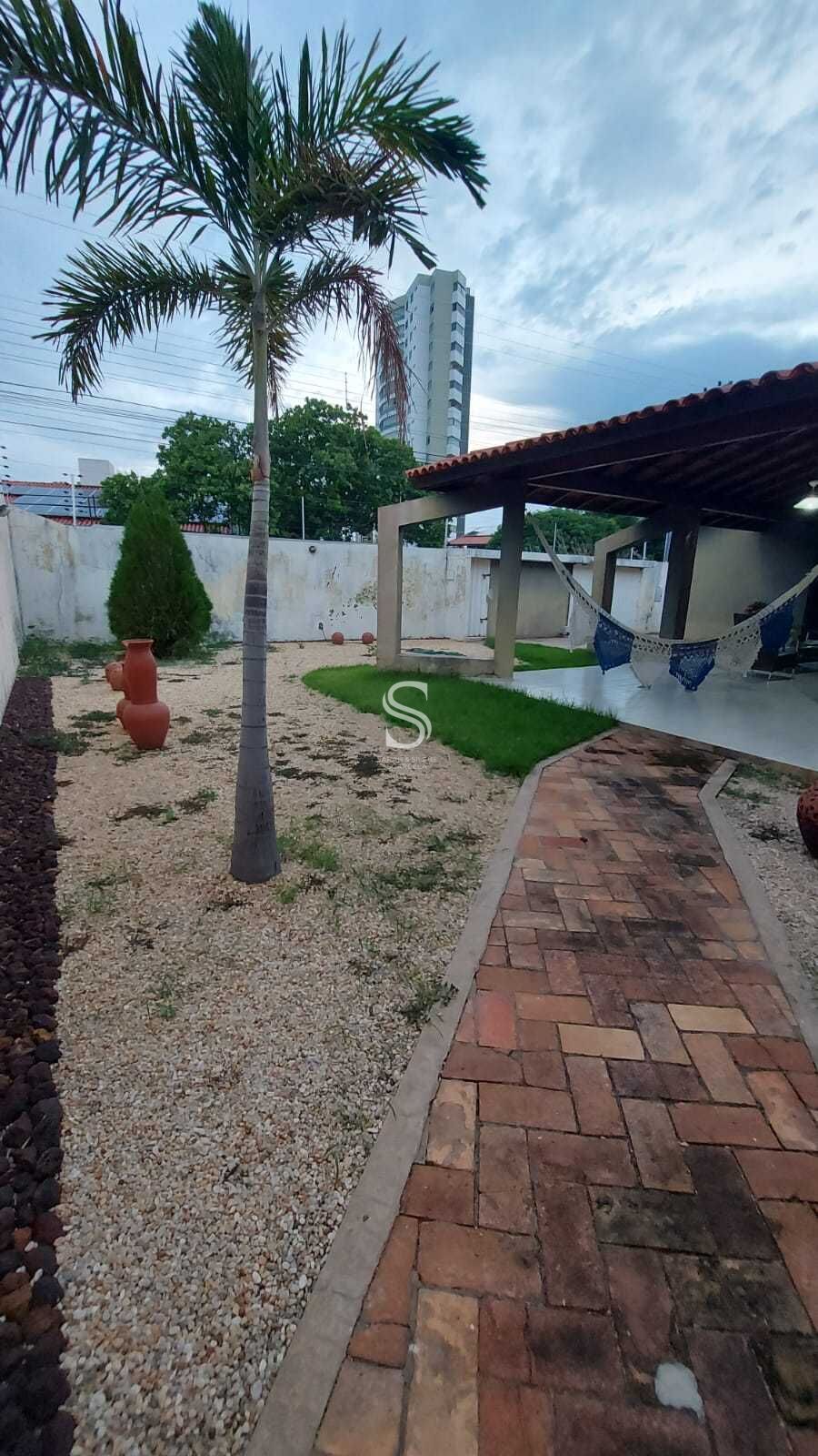 Casa à venda com 3 quartos, 225m² - Foto 7
